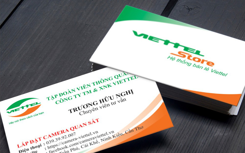 Mẫu card visit của mảng hệ thống bán lẻ Viettel